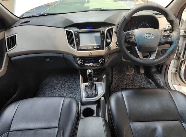 https://images10.gaadi.com/usedcar_image/4525160/original/adba036beb7f3252dc08bdba569b5c53.jpg?imwidth=6402