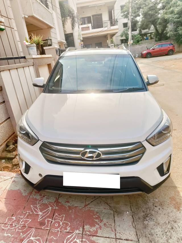 https://images10.gaadi.com/usedcar_image/4525160/original/processed_cf69037922285b5d232bfe6f90f6d259.jpg?imwidth=6401