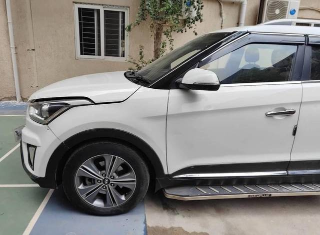 https://images10.gaadi.com/usedcar_image/4525160/original/processed_e2dbd34d198eef211795c8fb839d1ad8.jpg?imwidth=6400