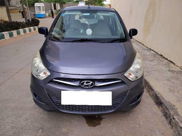 https://images10.gaadi.com/usedcar_image/4525178/original/processed_9080c08e-fbe6-4dec-8111-b4478ba1a3d7.jpg?imwidth=6401