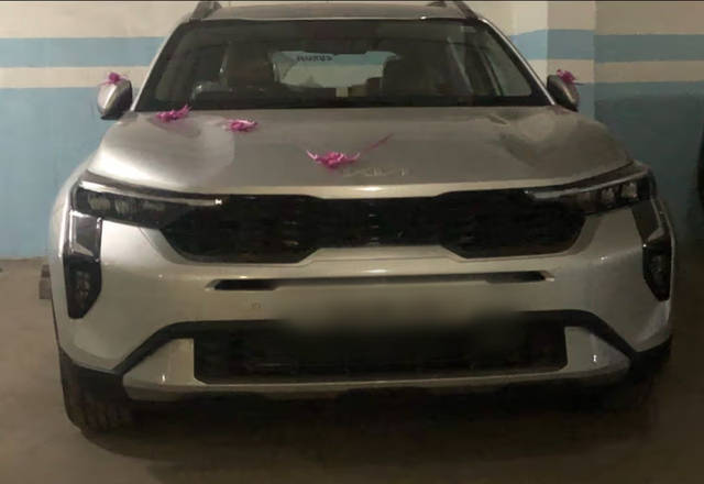 https://images10.gaadi.com/usedcar_image/4525191/original/5a27a9b4-e99f-4e83-9ca0-7e7a16f56f55.?imwidth=6400