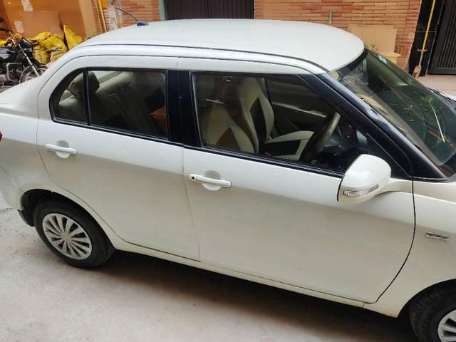 https://images10.gaadi.com/usedcar_image/4525197/original/processed_3fe2be61-10f4-48ad-91cd-bc531f67cc03.jpg?imwidth=6401
