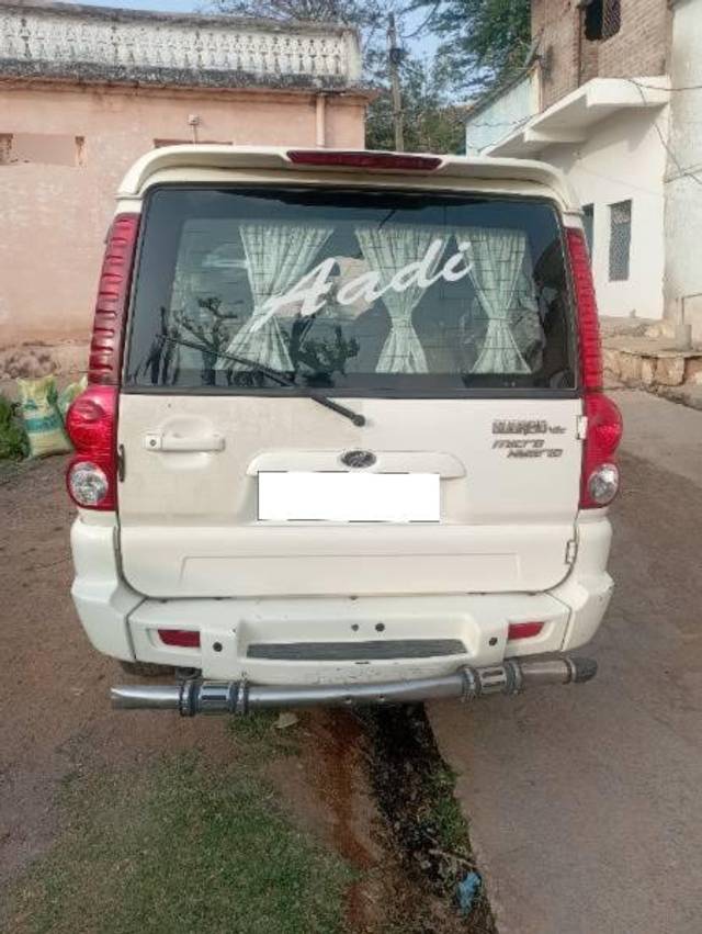 https://images10.gaadi.com/usedcar_image/4525212/original/processed_920cdca6-2f1f-41b9-8b67-7e9a4a089c68.jpg?imwidth=6402