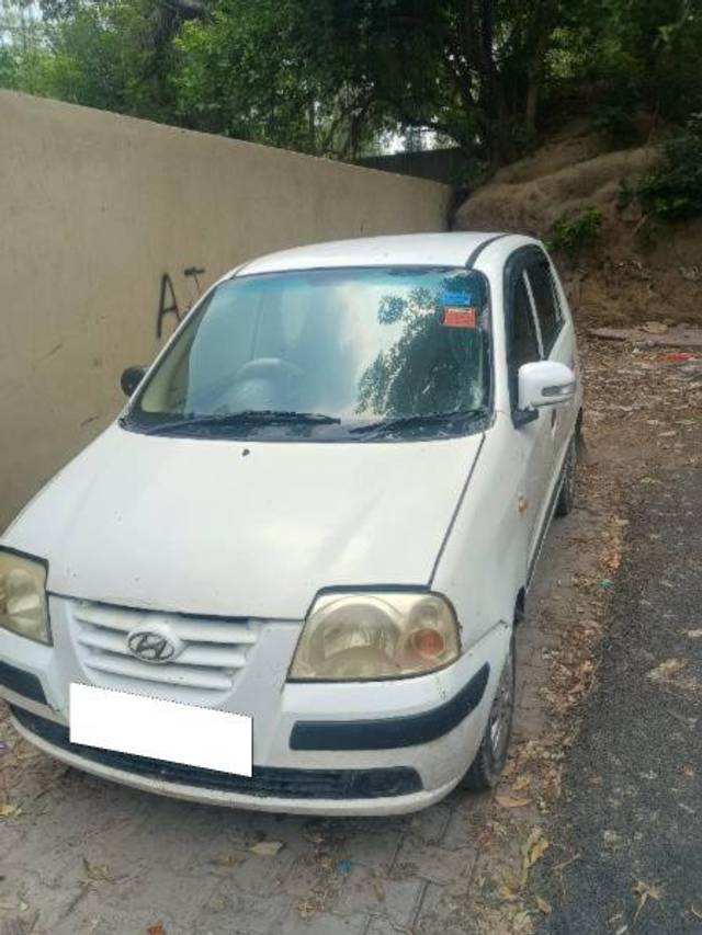 https://images10.gaadi.com/usedcar_image/4525233/original/processed_66e26489-1c5b-4977-9b52-25a6273f4510.jpg?imwidth=6400