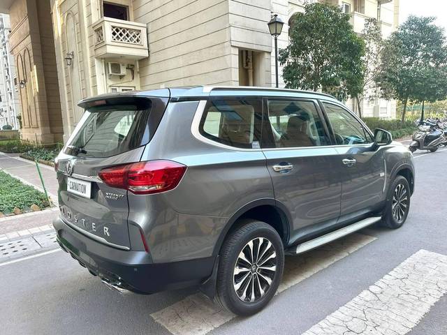 https://images10.gaadi.com/usedcar_image/4525238/original/processed_c411200adab4d4c3556065dd3a387ea9.jpg?imwidth=6401
