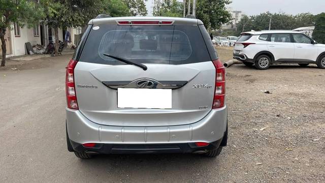 https://images10.gaadi.com/usedcar_image/4525251/original/processed_6417b9f8-3aa4-4651-b327-fff6f6031e01.jpg?imwidth=6401