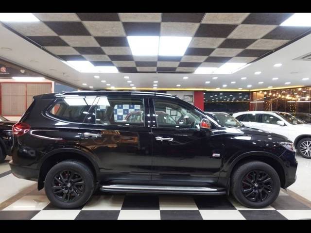 https://images10.gaadi.com/usedcar_image/4525254/original/782bd02608e58520436b63628f2336c3.jpg?imwidth=6401
