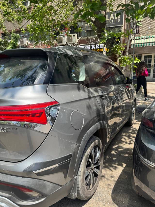 https://images10.gaadi.com/usedcar_image/4525255/original/processed_cd80f6a22d383be7c1a3f4fb61dc8bbf.jpg?imwidth=6400