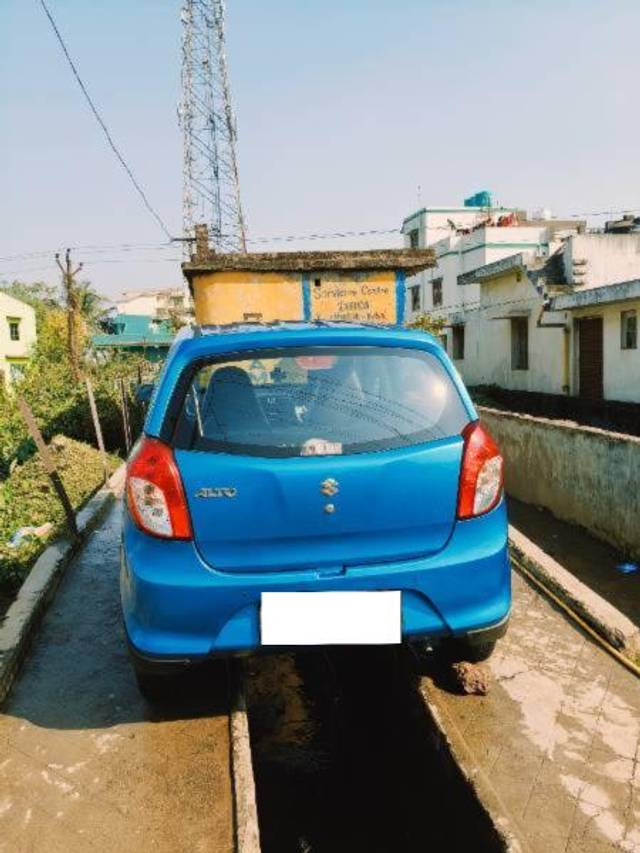 https://images10.gaadi.com/usedcar_image/4525296/original/processed_696a1741-fc0b-45d0-880c-621d75bdff42.jpg?imwidth=6401
