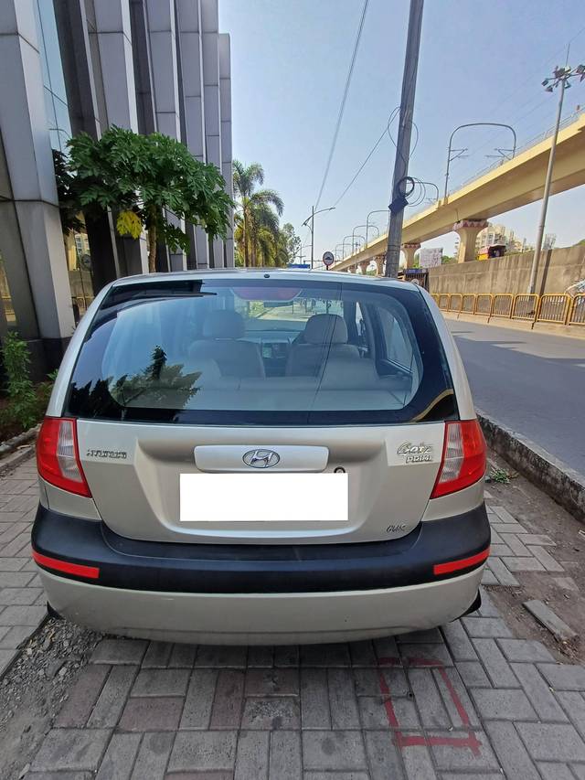 https://images10.gaadi.com/usedcar_image/4525301/original/processed_fc3dadc2-5e0e-4187-8803-9a6f643a3aad.jpg?imwidth=6402
