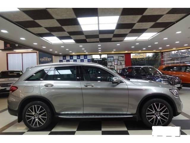 https://images10.gaadi.com/usedcar_image/4525305/original/processed_2dd90037174a7b27afe9f942b62825c8.jpg?imwidth=6401