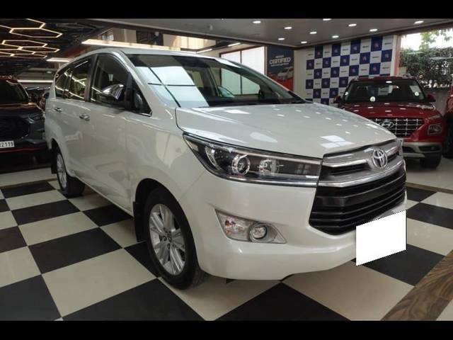 https://images10.gaadi.com/usedcar_image/4525311/original/processed_dc5b9e7a4aade70e5e9182e79b299aed.jpg?imwidth=6400