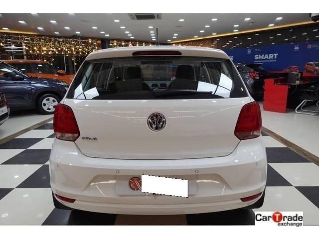 https://images10.gaadi.com/usedcar_image/4525314/original/processed_fc5ab7590171ffabbc3d8816cff360e0.jpg?imwidth=6402