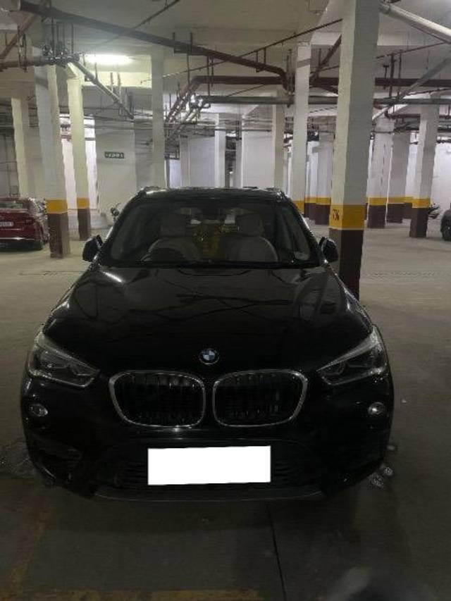 https://images10.gaadi.com/usedcar_image/4525333/original/processed_b433d49f-4b16-4a99-908a-351d4a801251.jpeg?imwidth=6401