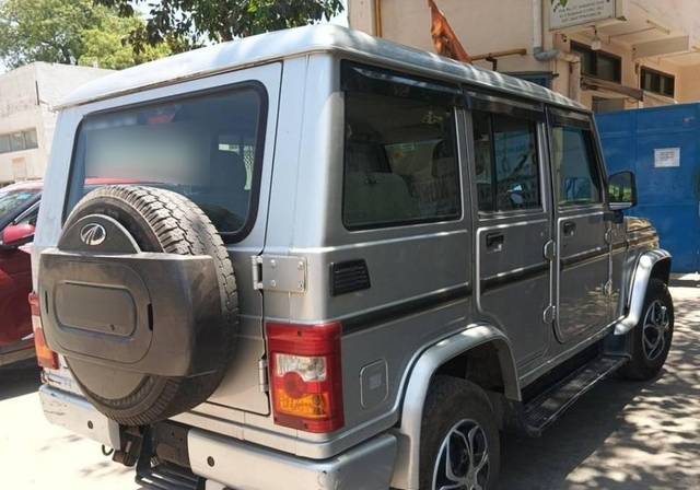 https://images10.gaadi.com/usedcar_image/4525358/original/processed_6c54bd5b8f177411213012ed82780650.jpg?imwidth=6402
