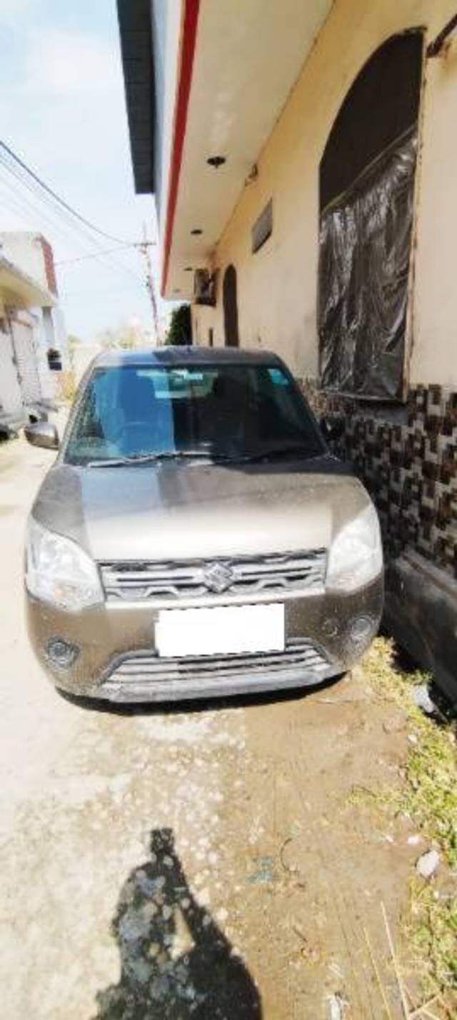 https://images10.gaadi.com/usedcar_image/4525405/original/processed_6ca894a5-7bdb-45e0-a7f9-d9f9a550acad.jpeg?imwidth=6400