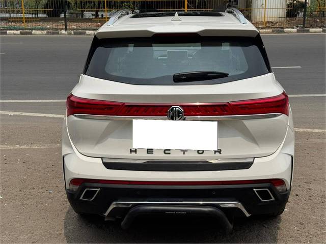 https://images10.gaadi.com/usedcar_image/4525423/original/processed_87c554f9966d4a84f67dcddac120600a.jpg?imwidth=6402