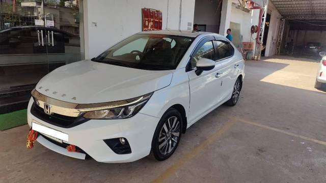 https://images10.gaadi.com/usedcar_image/4525430/original/processed_90c6b256-fc35-46c7-acc9-211396f9c2fb.jpg?imwidth=6402