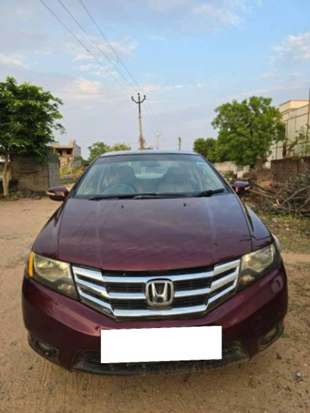 https://images10.gaadi.com/usedcar_image/4525458/original/processed_04680df1-27cb-4a2b-a835-b3e41652b16b.jpeg?imwidth=6400