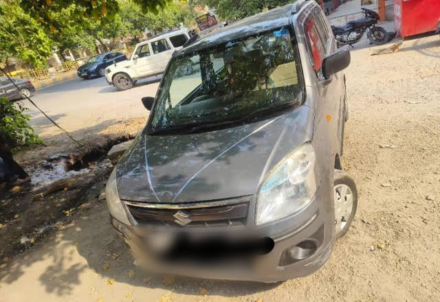 https://images10.gaadi.com/usedcar_image/4525461/original/9de3d25f-12bd-4aab-bfc7-cee09bd0cb5c.?imwidth=6400
