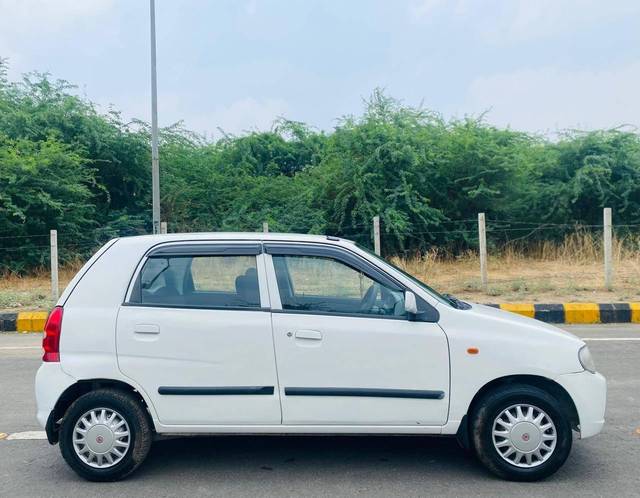 https://images10.gaadi.com/usedcar_image/4525463/original/processed_3914e5b2d1276fcb5711f3f8dddd58a4.jpg?imwidth=6401