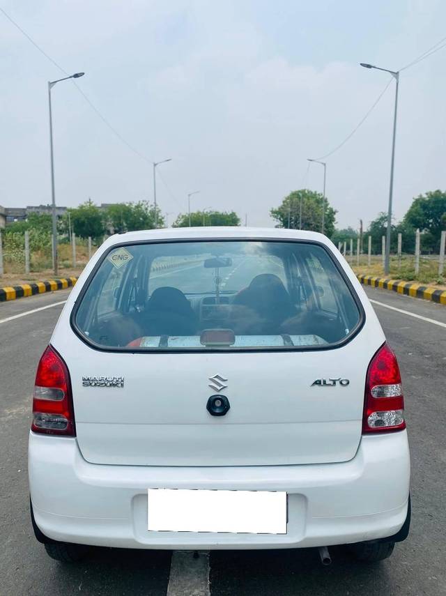 https://images10.gaadi.com/usedcar_image/4525463/original/processed_f825d62eb534fb0ebe657295c6387ffc.jpg?imwidth=6402