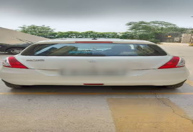 https://images10.gaadi.com/usedcar_image/4525506/original/5943a9ea-b350-4c14-a20b-cf1a96625a12.?imwidth=6402