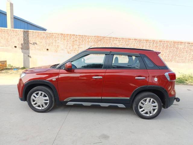 https://images10.gaadi.com/usedcar_image/4525510/original/processed_b30827ad3d63bb7b3e2fc4a0a3a12ff4.jpg?imwidth=6402