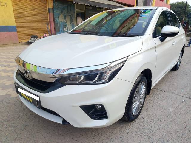 https://images10.gaadi.com/usedcar_image/4525525/original/processed_46199fe6827bbbfef28c226ba556053e.jpeg?imwidth=6402