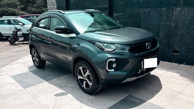 https://images10.gaadi.com/usedcar_image/4525564/original/processed_50571a7a4307c83a4ba995dcf72aaa9c.jpg?imwidth=6400