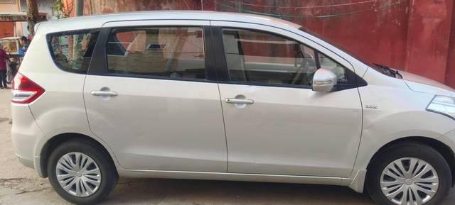 https://images10.gaadi.com/usedcar_image/4525575/original/processed_70404656a75e81e6953705d92680a97c.jpg?imwidth=6401