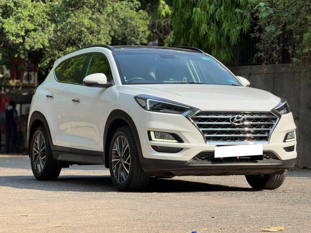 https://images10.gaadi.com/usedcar_image/4525578/original/processed_29b261e7e978462938d953c51034baff.jpg?imwidth=6400