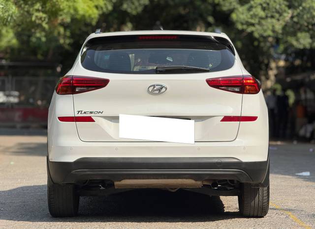 https://images10.gaadi.com/usedcar_image/4525578/original/processed_57057e4e3c344eb5f9b954734682a4f0.jpg?imwidth=6401