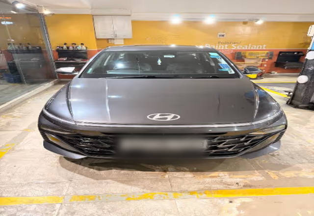 https://images10.gaadi.com/usedcar_image/4525585/original/8f5efd03-bd37-4a4a-aefa-33f47a98b22a.?imwidth=6400