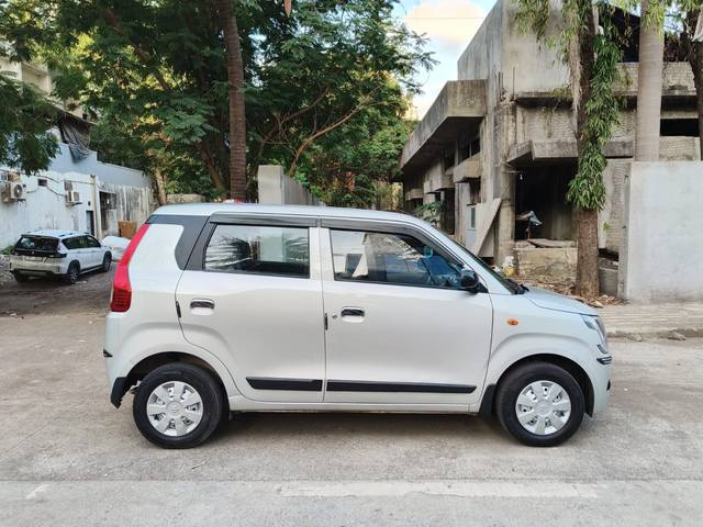 https://images10.gaadi.com/usedcar_image/4525613/original/74a3b4e2f456bb61e048524fd5b7459a.jpeg?imwidth=6401