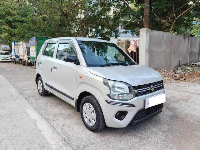 https://images10.gaadi.com/usedcar_image/4525613/original/processed_21d45230ef54831ce64c83b35755d896.jpeg?imwidth=6400
