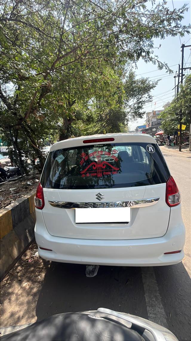 https://images10.gaadi.com/usedcar_image/4525618/original/processed_6010fae2ec5ce96ad86d794451f9c30c.jpg?imwidth=6401