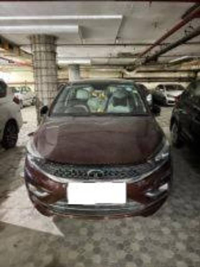 https://images10.gaadi.com/usedcar_image/4525619/original/processed_f65d88541c6c00e96fa38c18149c1da6.jpeg?imwidth=6401