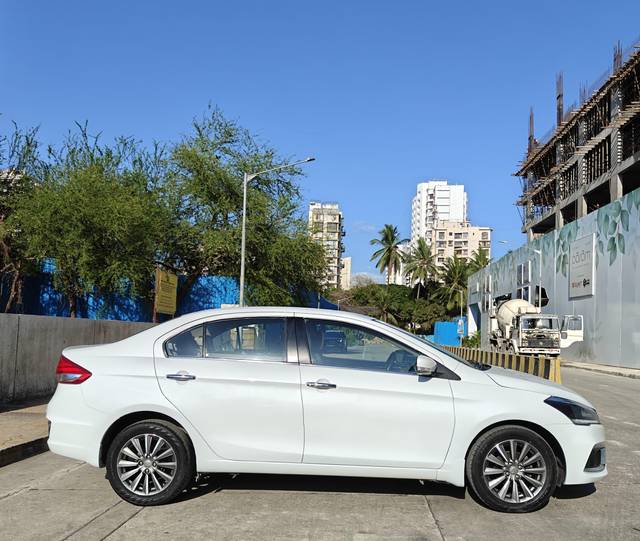 https://images10.gaadi.com/usedcar_image/4525620/original/processed_8e72a511476c0ac079dcac426f3505c7.jpg?imwidth=6401