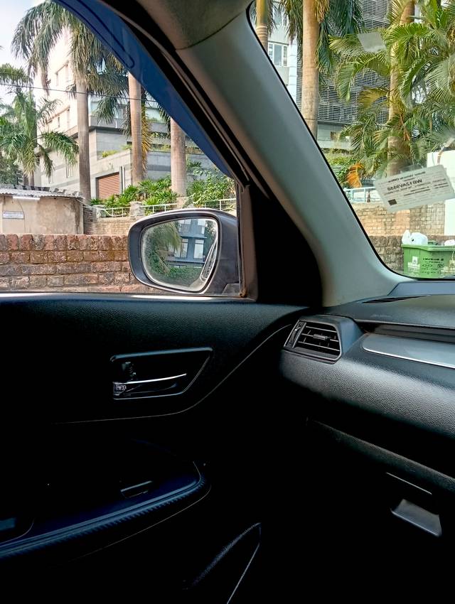 https://images10.gaadi.com/usedcar_image/4525621/original/53ba6ccef5bb3642c8984d8bfb95ac7c.jpg?imwidth=6402