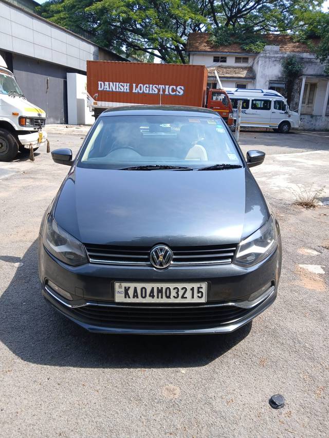 https://images10.gaadi.com/usedcar_image/4525622/original/processed_9744436d-8bb8-42f6-822b-492d57bd5d21.jpg?imwidth=6400