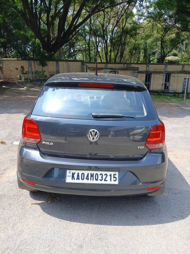 https://images10.gaadi.com/usedcar_image/4525622/original/processed_d079fd8d-9285-4a1c-b069-4b57681d83f8.jpg?imwidth=6401