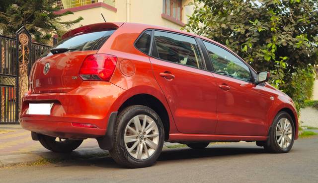 https://images10.gaadi.com/usedcar_image/4525654/original/processed_35f097b723297c003cf1dedf120a7899.jpg?imwidth=6401