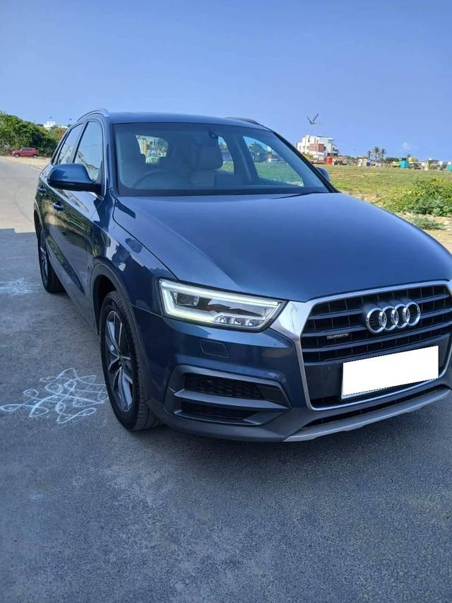 https://images10.gaadi.com/usedcar_image/4525661/original/processed_d70b8be75aaec1274b972f44cee64b33.jpg?imwidth=6400