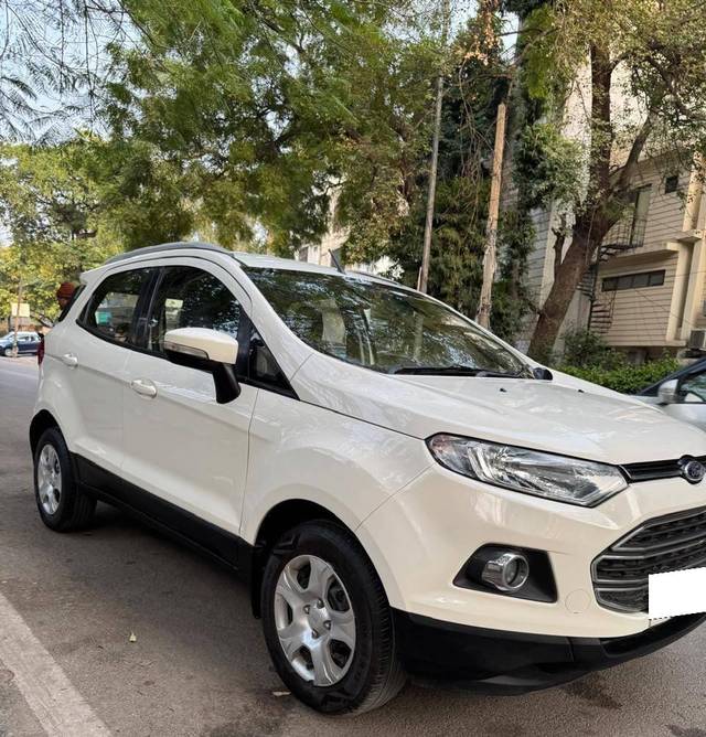 https://images10.gaadi.com/usedcar_image/4525668/original/processed_5b96b77d021cf0dad66a4041c956133c.jpg?imwidth=6400
