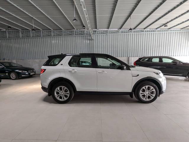 https://images10.gaadi.com/usedcar_image/4525700/original/processed_3e8ae283ca21a6a140cd138cdad50c7b.jpg?imwidth=6401