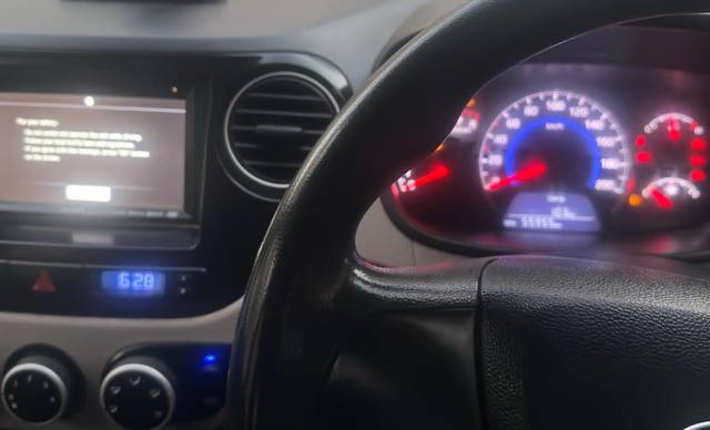 https://images10.gaadi.com/usedcar_image/4525712/original/8b035a27bbd5bdceeca9b4e819878ab5.jpg?imwidth=6401
