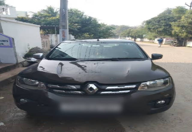 https://images10.gaadi.com/usedcar_image/4525725/original/818bfabe-b1a1-4c29-9091-8d3c57b58d96.?imwidth=6400
