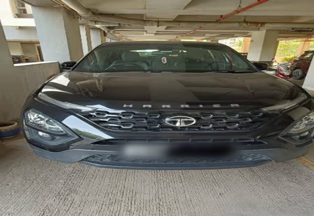https://images10.gaadi.com/usedcar_image/4525727/original/c1afd773-dcdc-45da-8147-70797199d3d2.?imwidth=6400