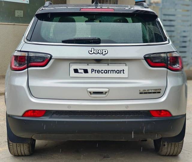 https://images10.gaadi.com/usedcar_image/4525730/original/processed_3b2129e6b305f0297d38373cb8f4e2ab.jpeg?imwidth=6402